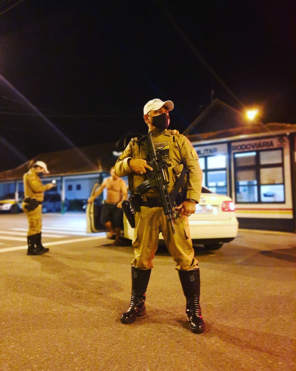 casaco da policia militar