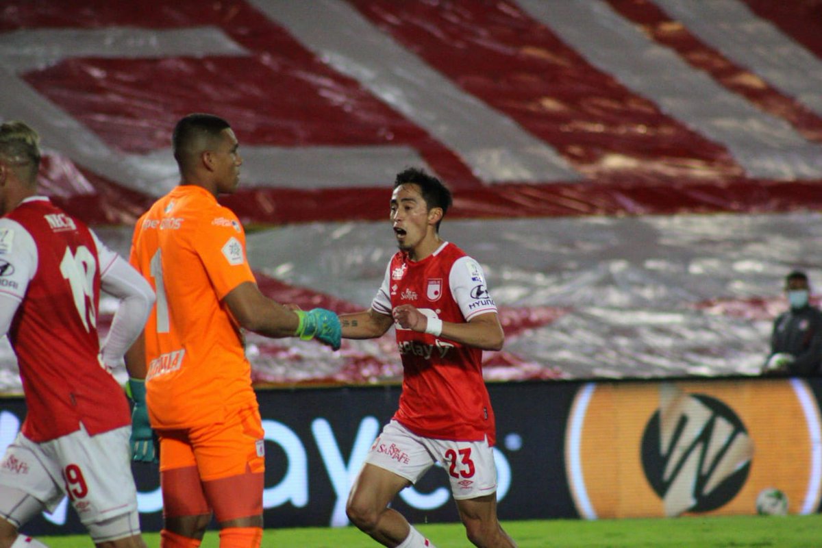SantaFe's tweet photo. ¡VAMOOOOOOS QUE SE PUEDE ROJAZO 🇮🇩! 

Todooooooooos con la FE intacta, TODOS haciéndole fuerza este equipo que se merece TODO. https://t.co/cHAd8m9Bjw