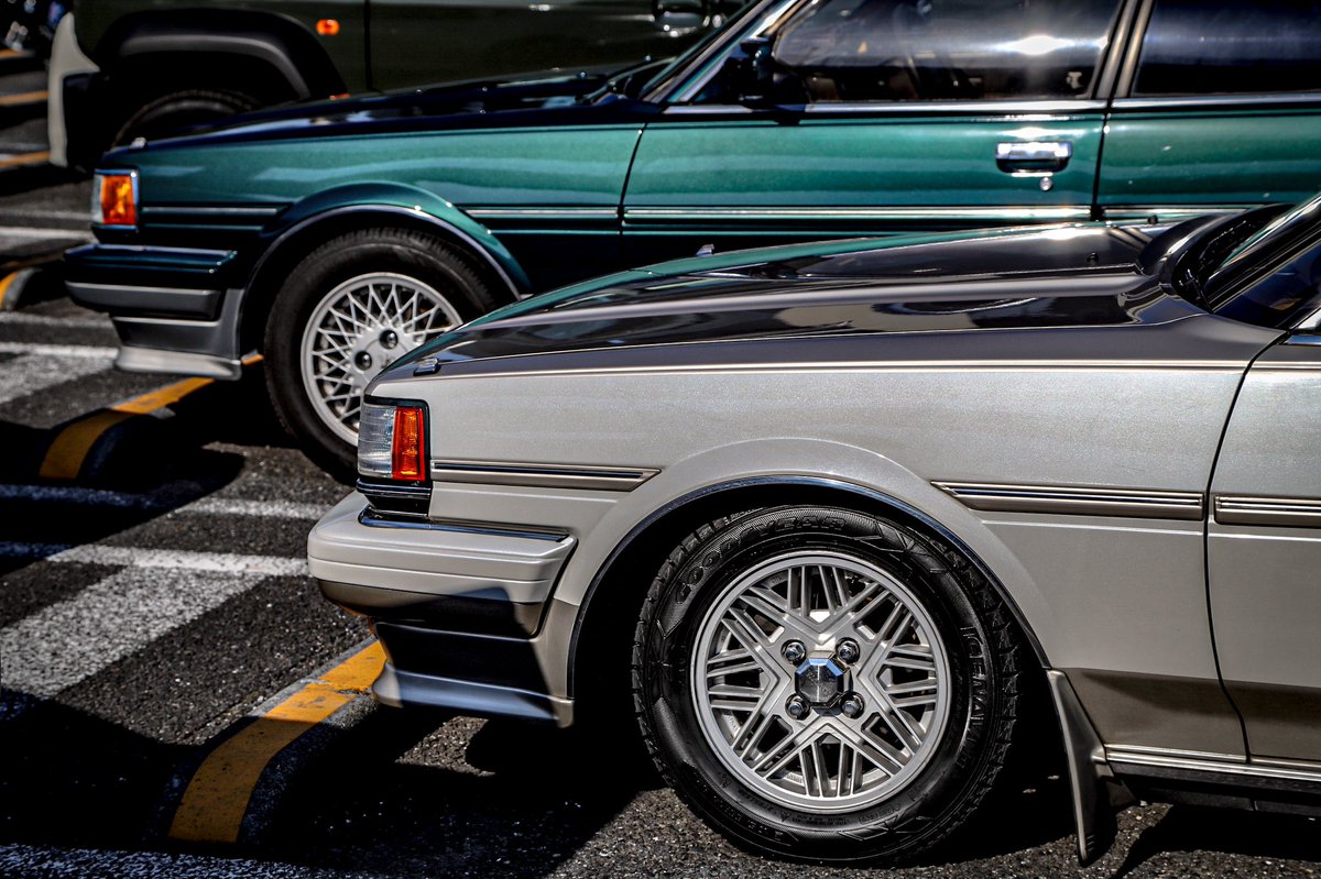 トヨタGX71クレスタ【パールホワイトツートンサンシェード】 トヨタGX71クレスタ【パールホワイトツートンサンシェード】 - メルカリ