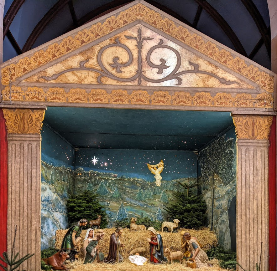 catarinalai's tweet image. 😊 awww! the #OPPower has upgraded the manger to become a Basilica. 😍

🌟#Christmas season 🎄 #nativityscene #presepe #feastday of #theHolyFamily