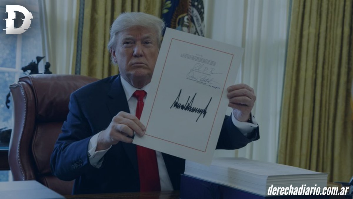 pulsopopular_'s tweet photo. 🇺🇲 | #AHORA Trump firmó la Ley de Ayuda Económica del Congreso, a cambio de que se someta a votación aumentar las transferencias por persona de 600 a 2000 US$, y agregar una reforma (o eliminación) de la Sección 230, que le otorga inmunidad a las empresas de redes sociales. https://t.co/fjVmHNBDtx