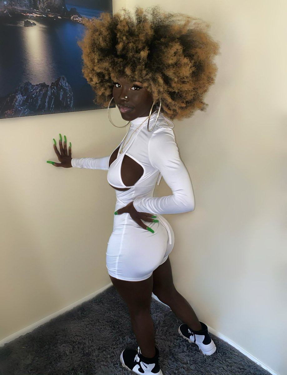 lazelledoll's tweet photo. https://t.co/6EQ6cTRd0w