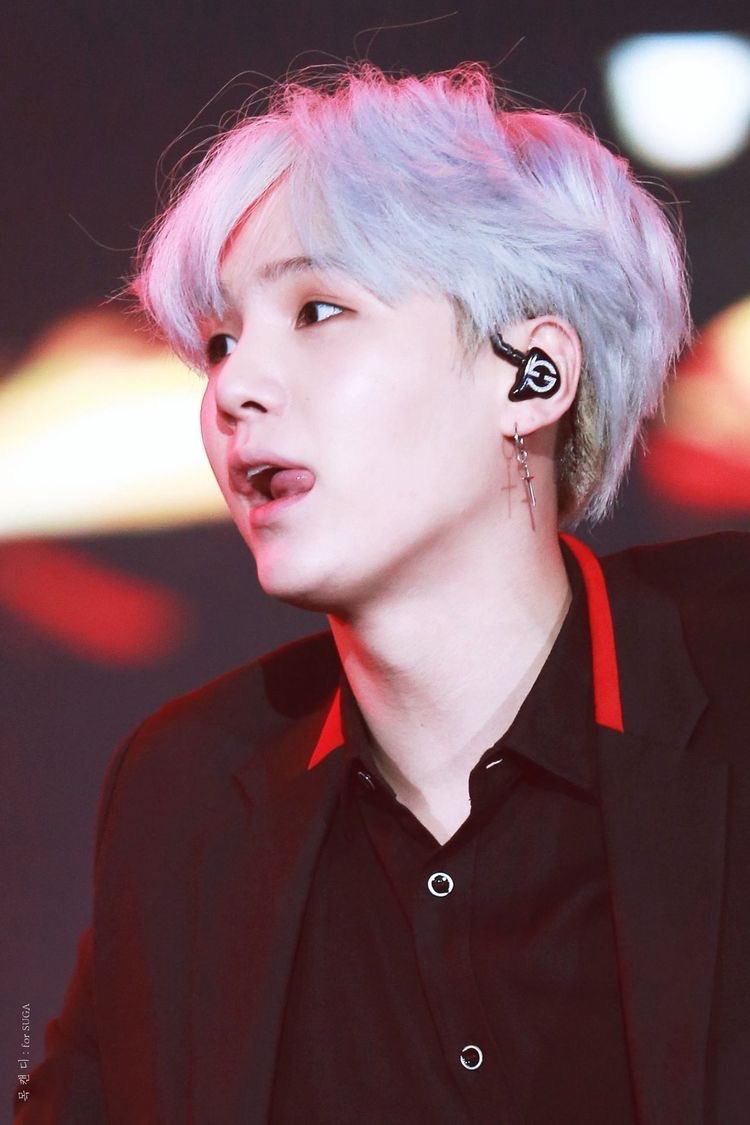 Yoongi and his tongue part 2 