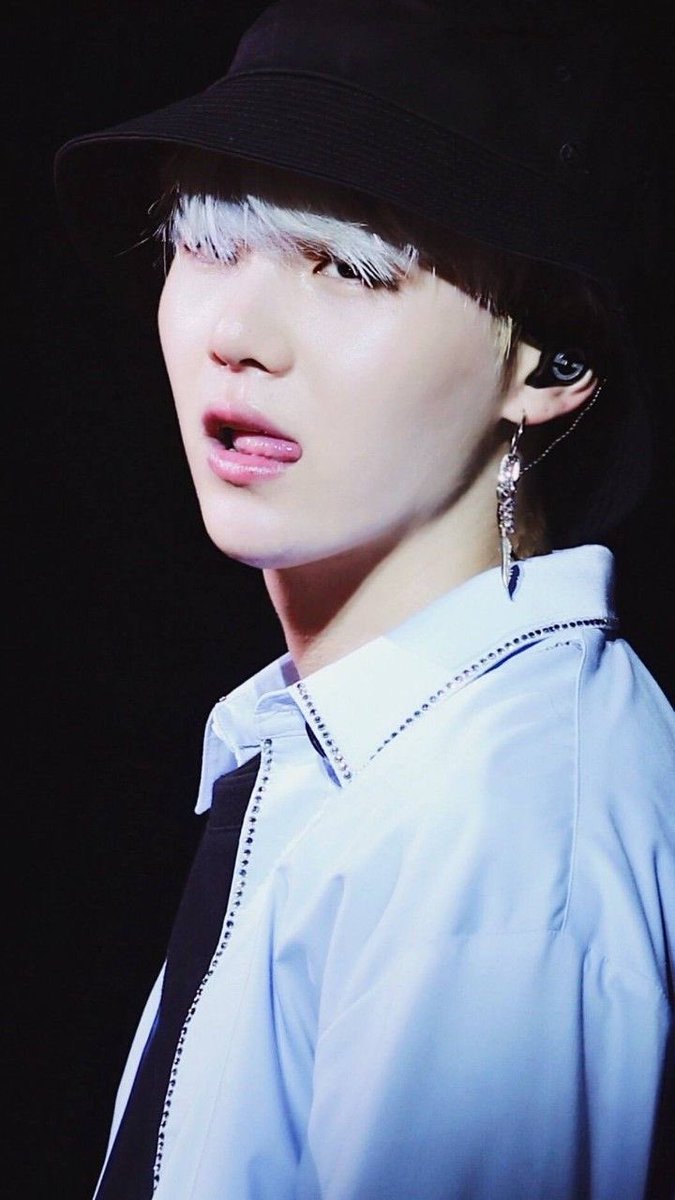 YES THERES A PART 4 YOONGI IS INSANE 