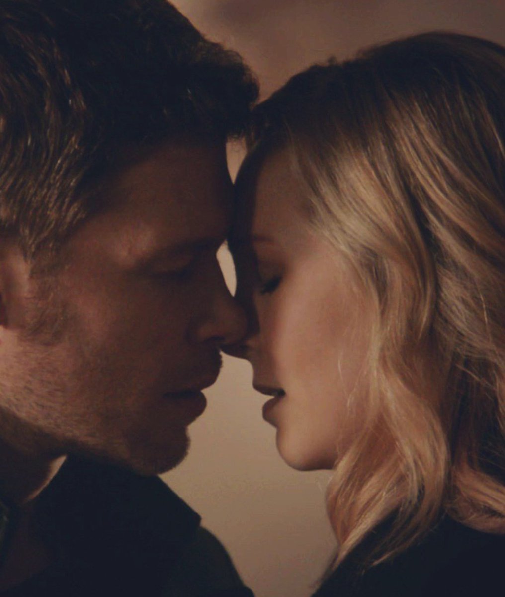 klauslovess's tweet image. 🥇TOP: MELHORES SHIPPS DO TVDU

1 • Klaroline