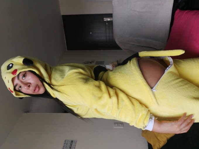 I'm online right now on skyprivate (live skype show). my private profile: https://t.co/9iggQ0TvKl Please<a href="/tag/camgirl"class="tags"><span>#camgirl</span></a>