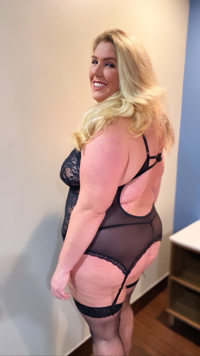 Deo-да ергежейлілер мен миджеттермен порно онлайн Керемет жыныстық қатынас үшін қыздық перденің сынуы