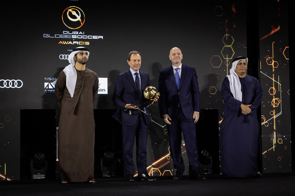 Globe Soccer Awards on Twitter: "📸 HH Sheikh Mansoor Bin Mohammed Bin Rashid Al Maktoum — Chairman of Dubai Sports Council, Real Madrid legend Emilio Butragueño, FIFA President Gianni Infantino and HE