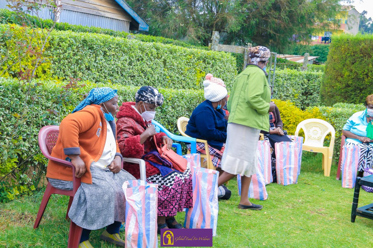Cometogether_Wi's tweet photo. Joy Widows in  Kimende  were one of our 2019 BrookBank beneficiaries courtesy of @globalwidows .They also took home a food hamper each widow. We endeavor to continue #MakingWidowsMatter #LeavingNoOneBehind and #BalanceForBetter. We thank our Government @PSYGKenya for the support https://t.co/oIGJzTG5aQ