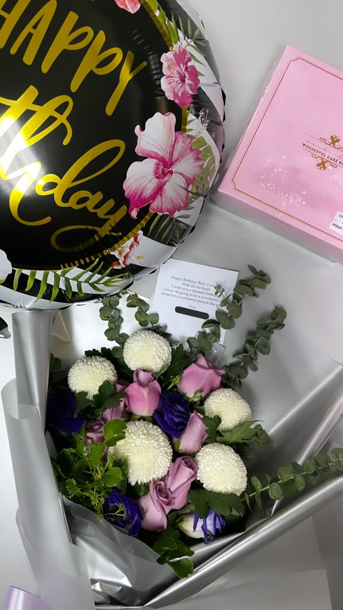 RougeLilly's tweet photo. Besday belum habes 😝
Thank you ❤️
#11roses https://t.co/qZQvbrK8XN