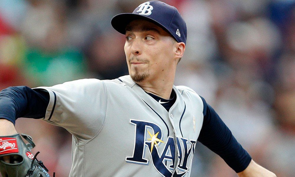 piodeportes's tweet photo. Los Padres llegaron a un acuerdo con los Rays para obtener al lanzador zurdo Blake Snell por Luis Patiño, Francisco Mejía, Blake Hunt y Cole Wilcox. Los equipos no han confirmado el cambio. #MLB #Padres #Rays #P0S https://t.co/Erd2X0B6q1