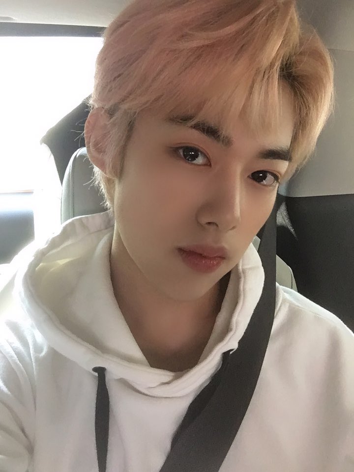 TFN_official_'s tweet photo. [📸#카이리]
여러분들과 만날 수 있는 날이 점점 가까워지고
있어서 매일 매일 설래요🥰🥰🥰
빨리 보고싶어요😖 

皆さんと会える日が段々近づいていて毎日がワクワクします🥰🥰🥰
本当に早く会いたいです😖

#T1419 #KAIRI #T24 https://t.co/Lqgemtl1hj