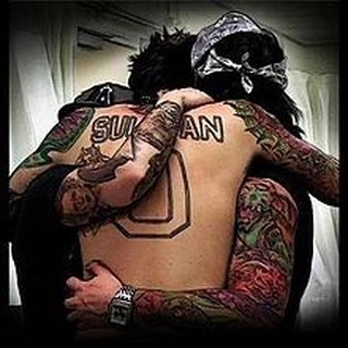 GhostCultMag's tweet photo. We're thinking about Jimmy "The Rev" Sullivan of @avengedsevenfold on the 11th anniversary of this passing at age 28. RIP. 

#therev
#RIPJimmySullivan
#avengedsevendfold
#a7x 
#sofaraway
#SFAA7X https://t.co/buZWoX1oL5 https://t.co/2dAEPkVT9w