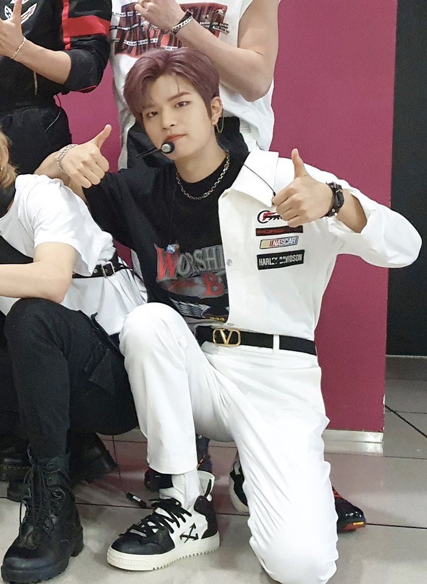 “who in kpop" but it’s actually  #STRAYKIDS — a thread