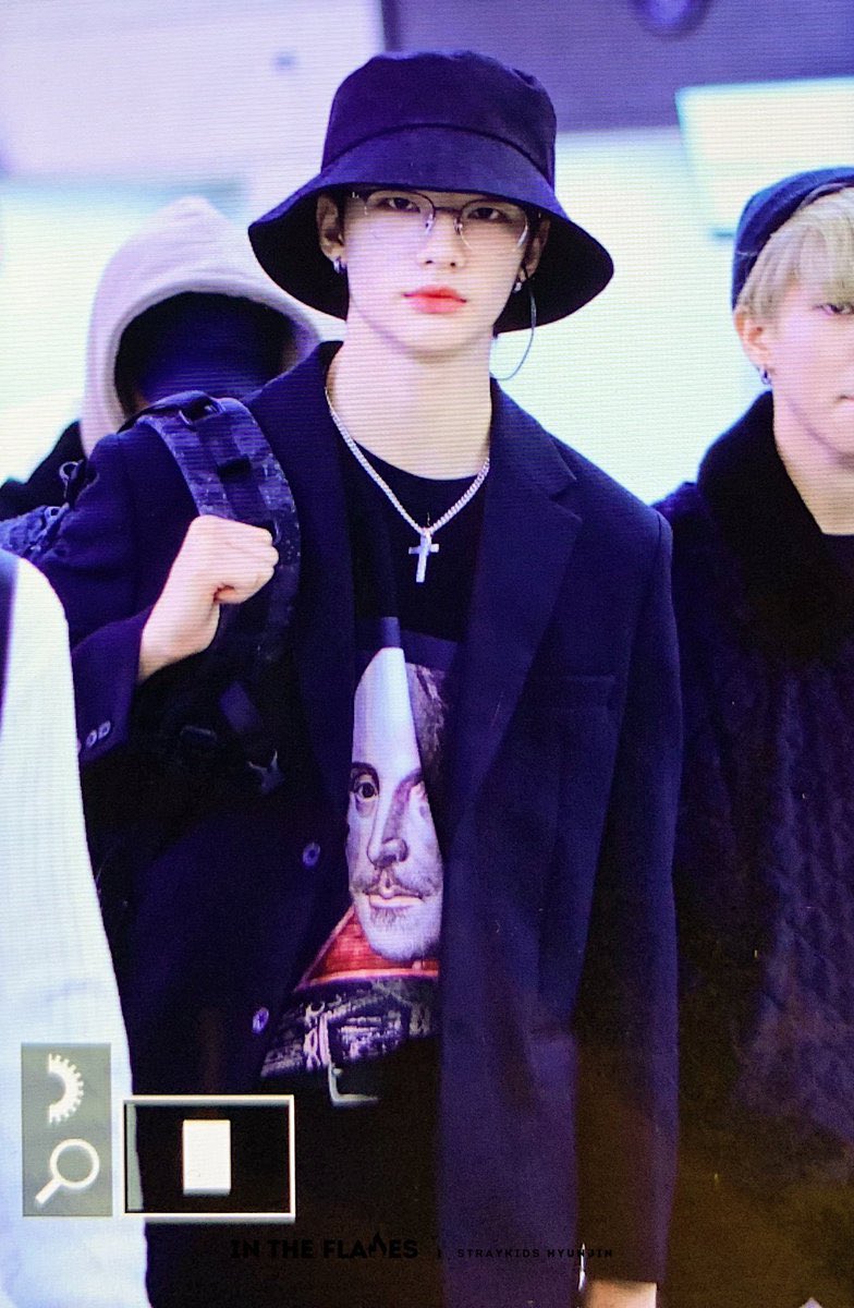 “who in kpop" but it’s actually  #STRAYKIDS — a thread