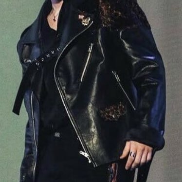 “who in kpop" but it’s actually  #STRAYKIDS — a thread