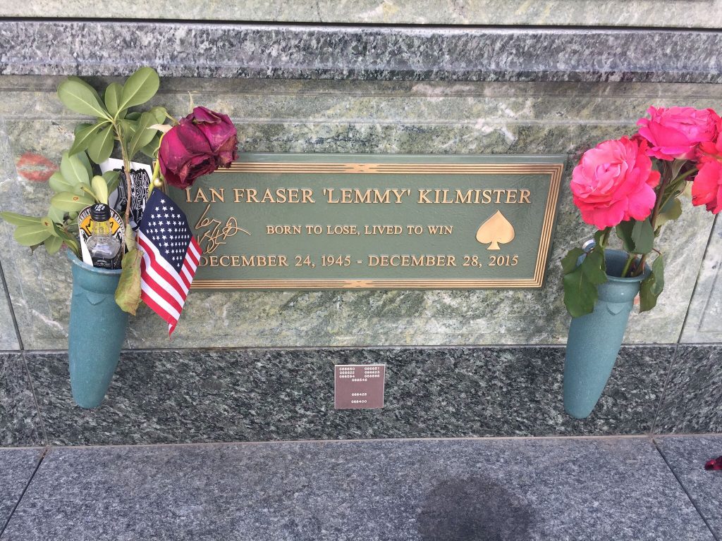 Schnitzel63's tweet photo. R.I.P. , Ian Frazer ' Lemmy' Kilmister https://t.co/DQaEmOZfpS