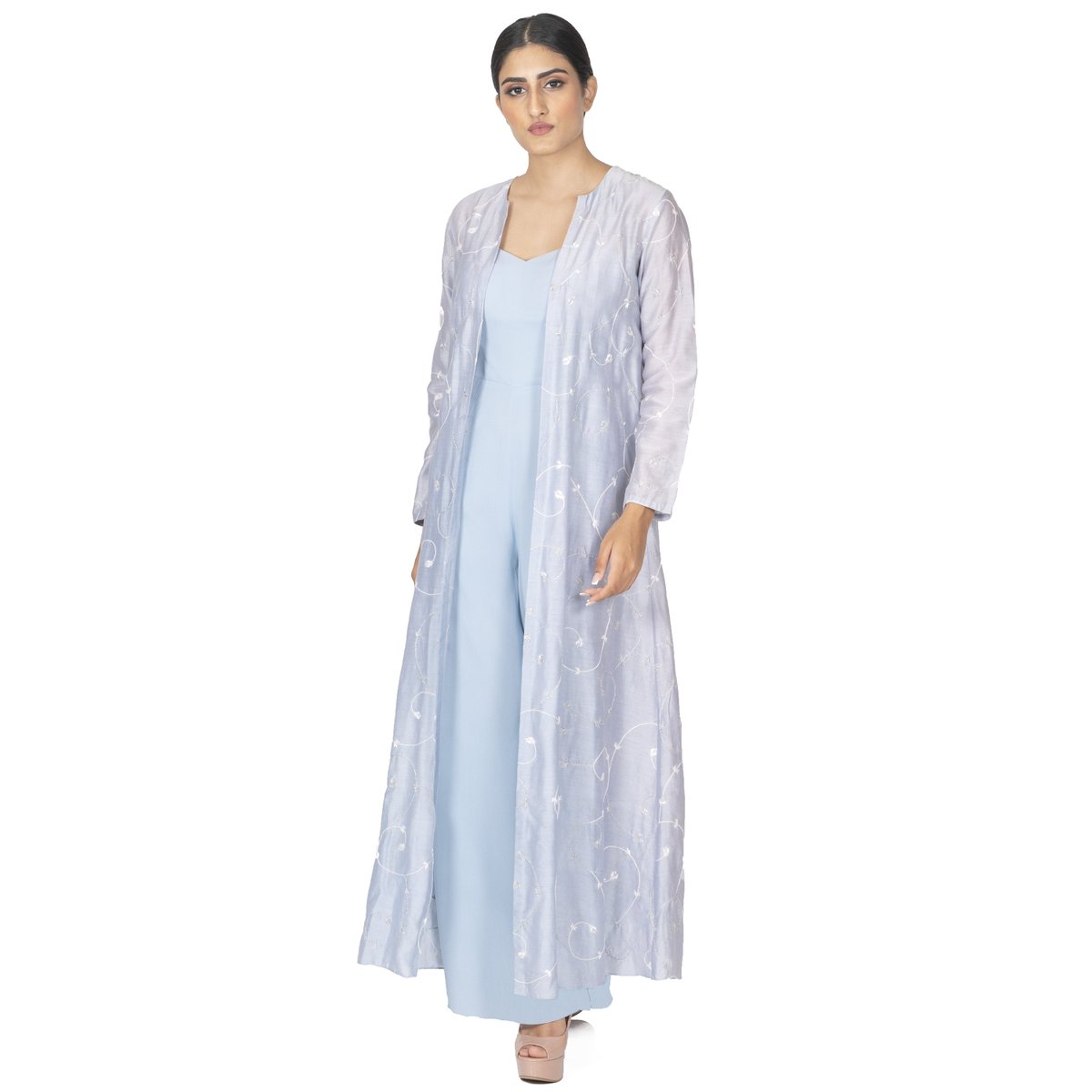 AnjKreations's tweet photo. Presenting the Tanvi Jumpsuit & Jacket Set in a shade of denim blue. The georgette jumpsuit paired with an intricately hand embroidered chanderi jacket.
Link - https://t.co/R4KCe5Arui
#anj #anjindia #anjfashion #summermotely #jumpsuit #indowestern #indowesternwear #handpleated https://t.co/JGNpkBFCsX