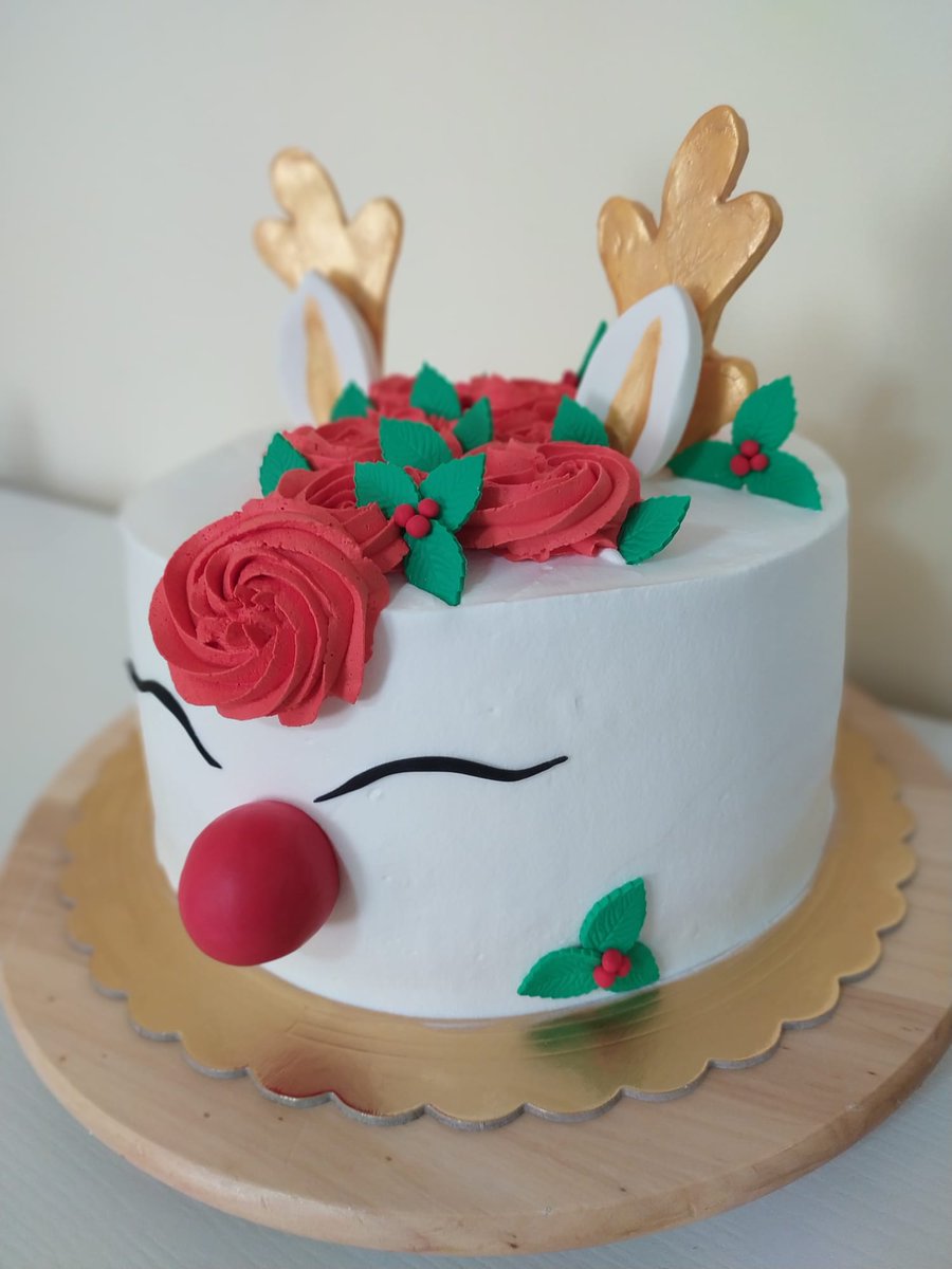 Buongiorno e buon inizio settimana 🌲🌲🌲🌲🌲🌲🎅🎅🎅🎅🎅💖💖💖💖💖💖🦌🦌🦌🦌🦌🦌
#28dicembre
#Natale2020
#alessia #lacucinadigioia #ricetta #food #blogger #cakedesign #alessiacake #cakepass #cake 
Renna Cake🦌🦌🦌🦌🦌 lacucinadigioia.it/renna-cake%f0%…