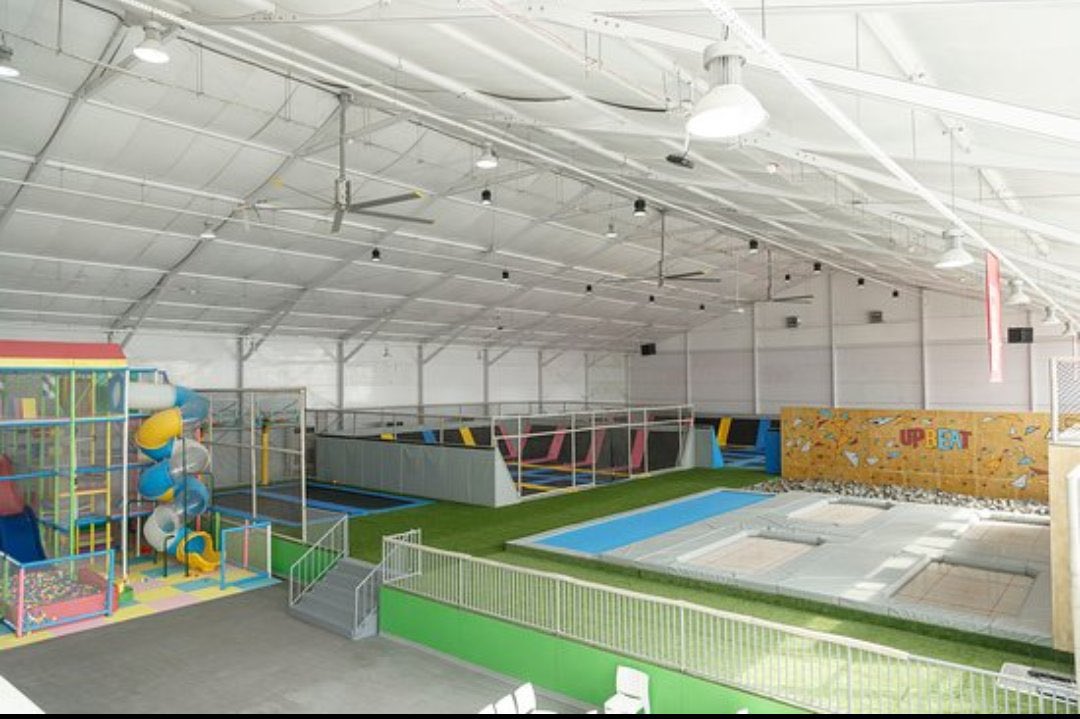 UPBEAT center lekki - This is definitely for Younger couples Because as you'd be consuming calories to burn more calories. Different range of games and fun activities from wall climbing to ice skating down to the trampoline park and not to forget the VR games.Phew! I go love o