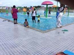 Other chill out Places in lagos are -Omu resortLa campaigne Tropicana Danfo Bristol Ofada boy Golden gate Chinese restaurant Hard rock Cafe Eko hotels outdoor restaurant Lekki leisure lake Purple Bristol