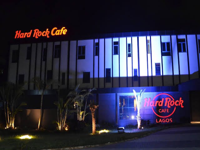 Other chill out Places in lagos are -Omu resortLa campaigne Tropicana Danfo Bristol Ofada boy Golden gate Chinese restaurant Hard rock Cafe Eko hotels outdoor restaurant Lekki leisure lake Purple Bristol