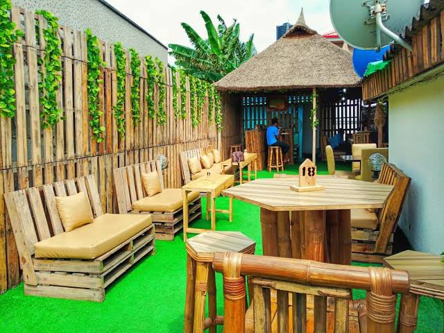 Other chill out Places in lagos are -Omu resortLa campaigne Tropicana Danfo Bristol Ofada boy Golden gate Chinese restaurant Hard rock Cafe Eko hotels outdoor restaurant Lekki leisure lake Purple Bristol