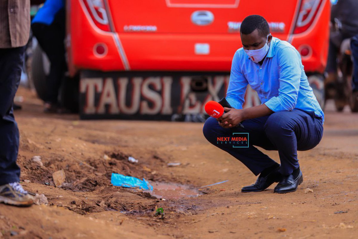 CanaryMugume's tweet photo. I visited the scene where Frank breathed his last. Spoke to people who witnessed Frank’s death. Tonight, I bring you the witnesses’ account on what exactly happened that fateful day. #NBSLiveAt9 @nbstv https://t.co/WFNN7ntjm1