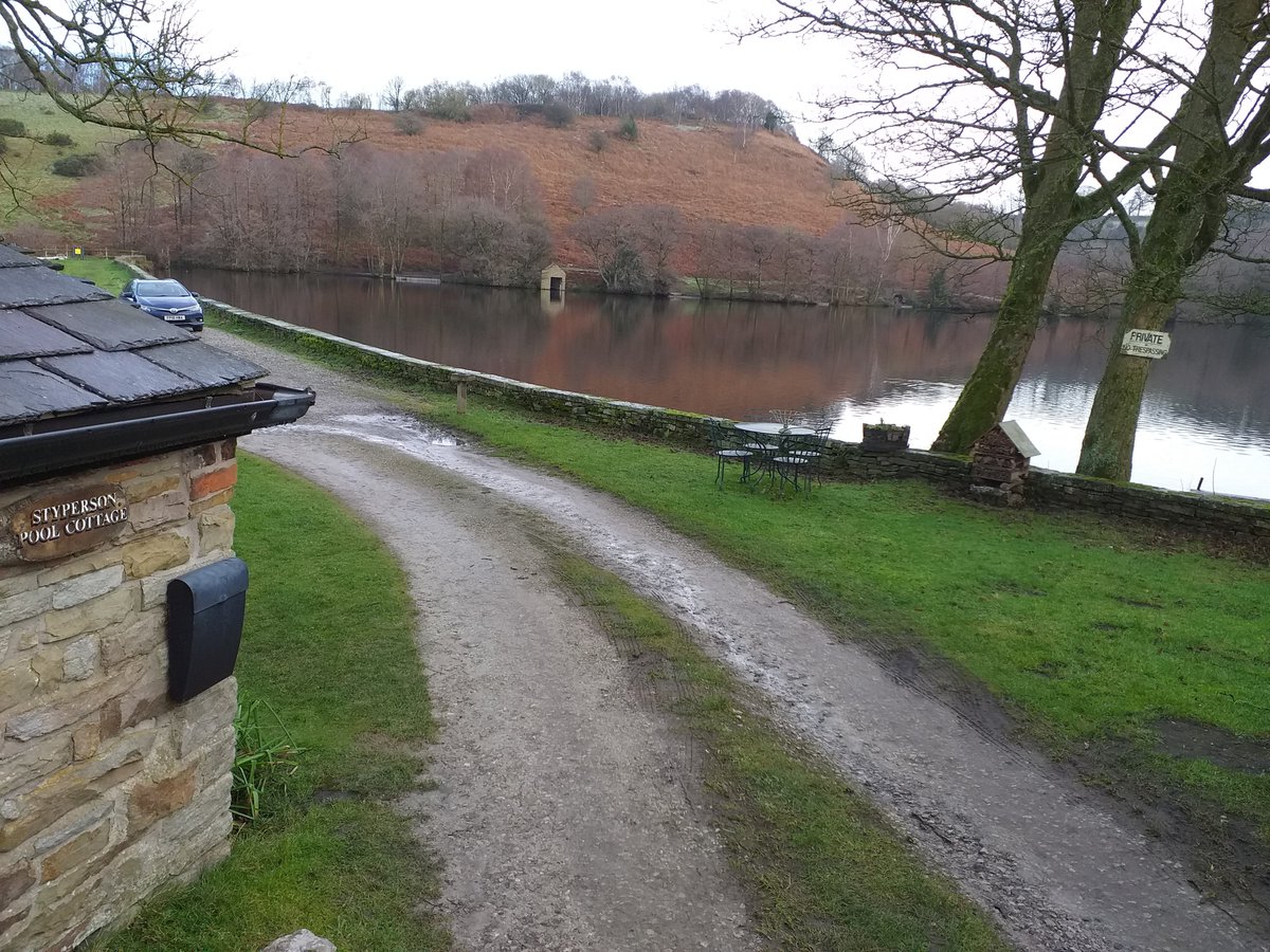 Pleasant enough day to get out for a short local walk, along canal and up onto Long Lane via Styperson Pool