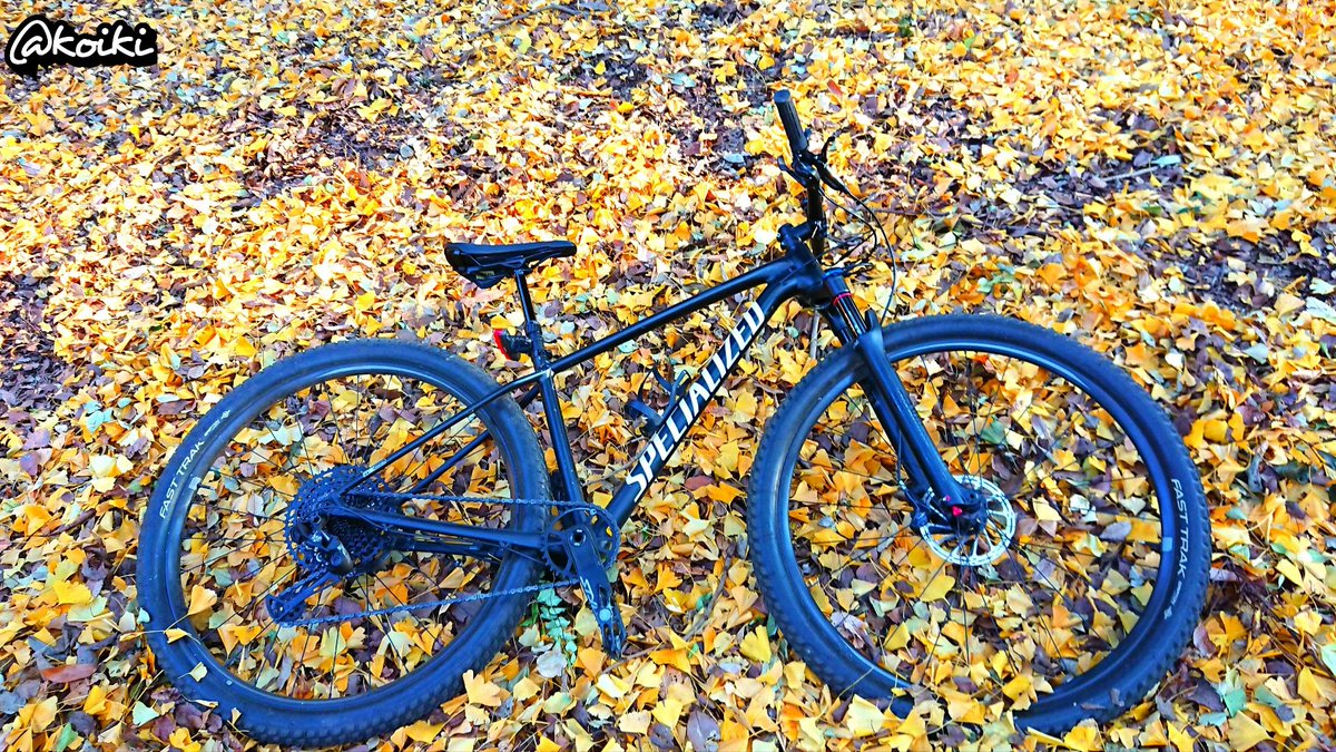 koiki_photo's tweet photo. #昨日の2枚
#俺の趣味
#マウンテンバイク
#MTB
#specialized
#chisel
#specializedchisel
#落ち葉
#赤
#黄
#XPERIA
#スマホフォトライフ
#photography
#写真好きな人と繋がりたい
#写真撮ってる人と繋がりたい
#スマホ越しの私の世界 https://t.co/KONSZBnEMr