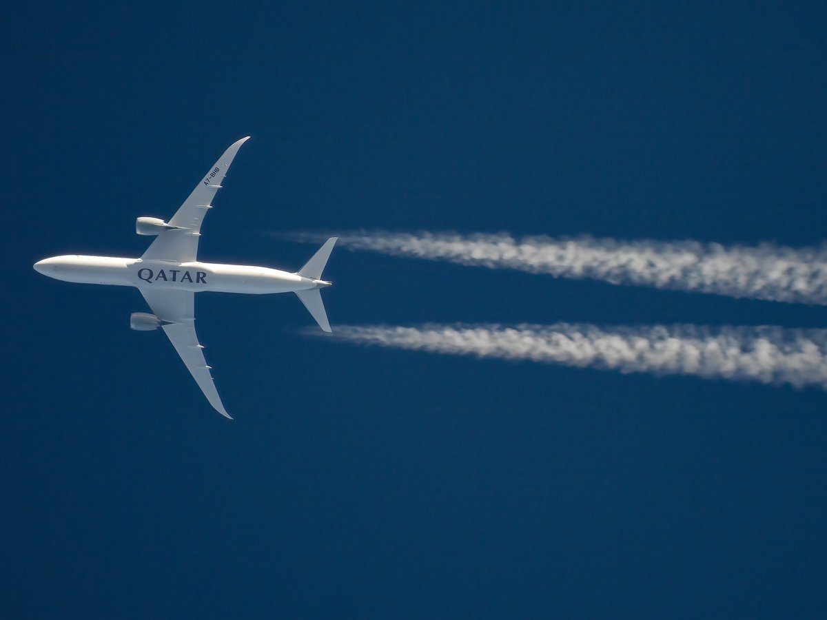 EHEH_Spotter's tweet photo. 🇶🇦Qatar Airways Boeing 787-9 Dreamliner Reg: A7-BHB Doha (DOH)-->London (LHR) FL400

🇨🇦Air Canada Boeing 777-333ER  Reg: C-FIUW Frankfurt -->Toronto FL320

#potn #avgeek https://t.co/1DU3JXGLUr