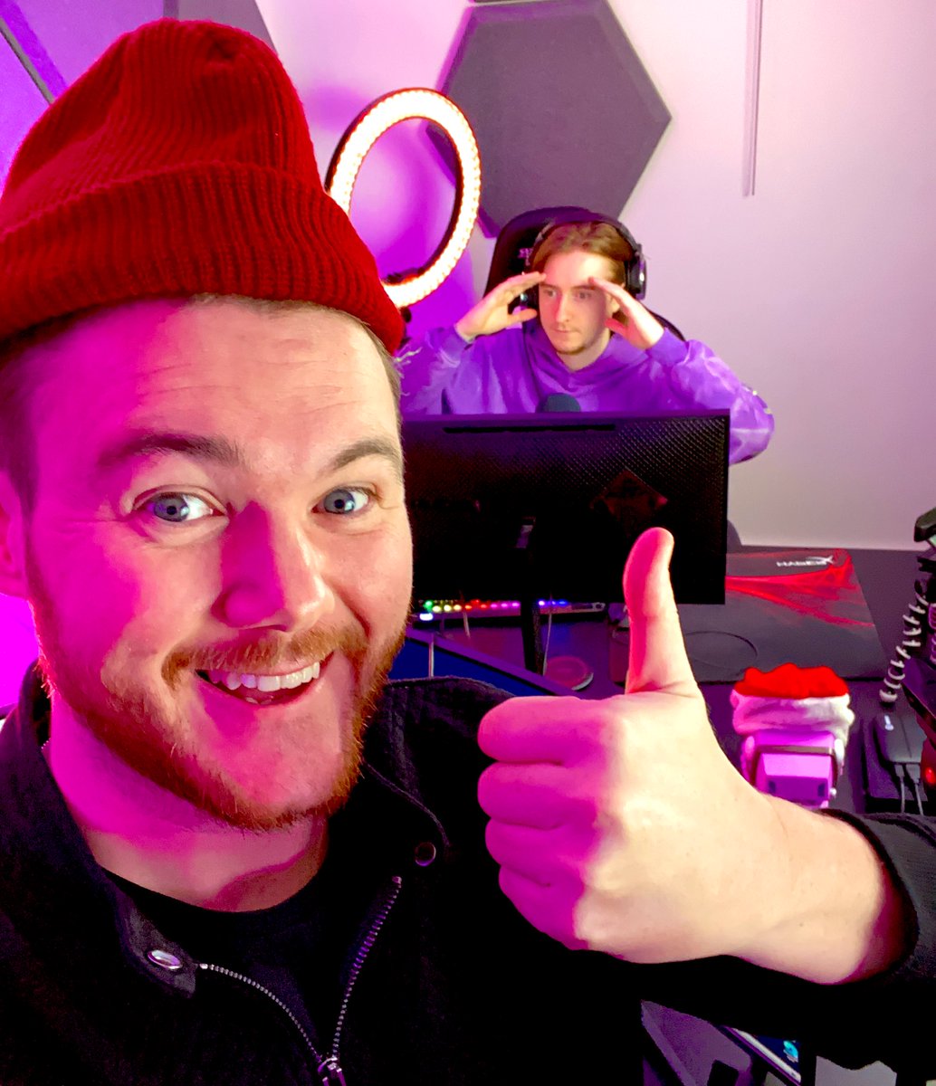 Nick & Cam tweet media