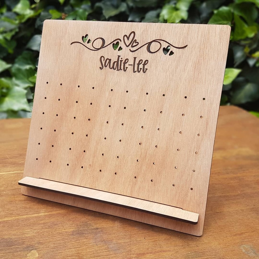 Paperkutz_SA's tweet photo. Love the simplicity of this personalised wooden earring stand we made. ❤️
***
#earringholder #earringstand #earrings #jewellery #paperkutzsa #custom #custommade #personalised #lasercut #laserengraved #wood #gift #giftidea https://t.co/c9NXjqNwc5 https://t.co/tGIXwBGPgJ