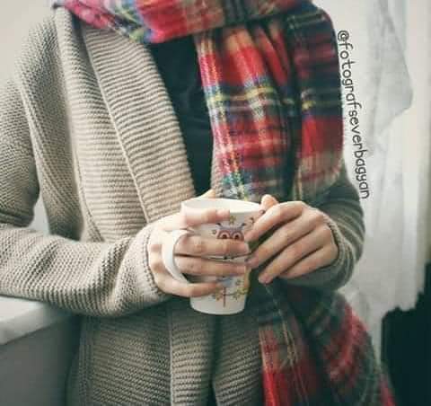 "اللهم إني أعوذ بك من شرِّ هذه السنة و شرّ ما بقى منها.. وأسألك خيرها و خير ما بقى منها.. اللهم إني أستودعك نفسي ويومي وأهلي ومن أحببت يا من لا تضيع ودائعه."