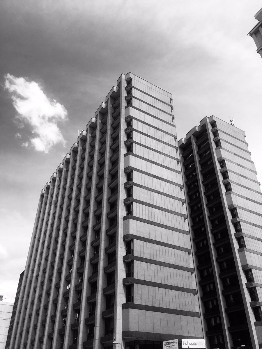 MILKandOJ's tweet photo. Some shots from my trip to Jozi.
#iphonenography #architecture #cbd #SouthAfrica #streetphotography #streets https://t.co/PciKkwmbuV