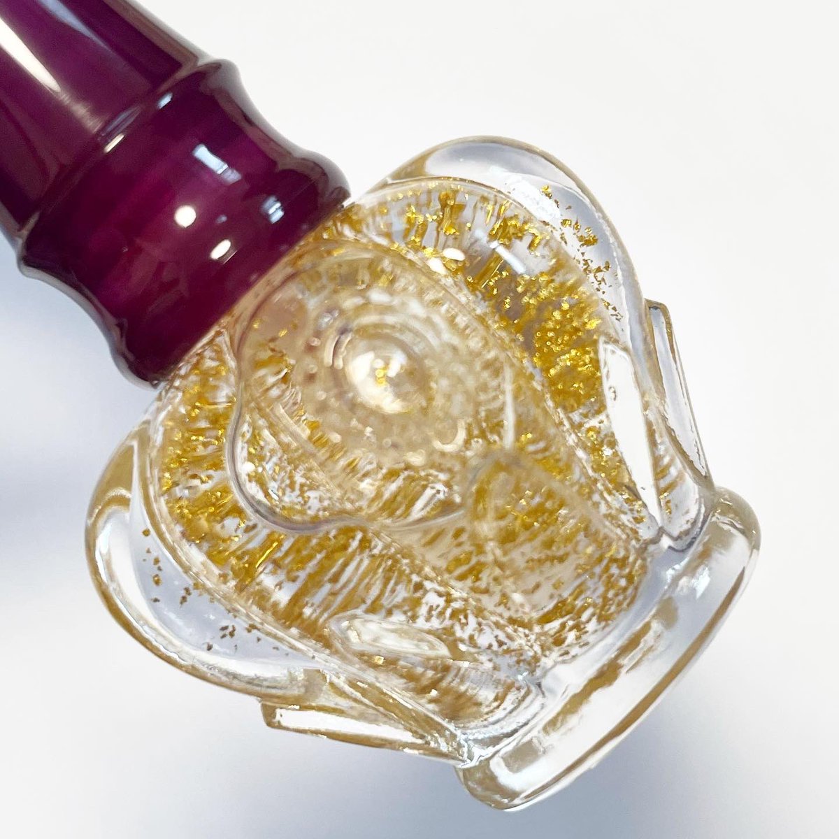 あんころもち Anna Sui ネイルケアオイル N 最近乾燥で爪が割れちゃうことが多くてネイルサロンのお姉さんにネイルオイル 塗った方が良いですよって言われてたから ネットで探してたら金箔入りの可愛いネイルオイルを見つけた 容器を振ったらスノードーム あんころもち Anna Sui ネイルケアオイル N 最近乾燥で爪が割れちゃうことが多くてネイルサロンのお姉さんにネイルオイル 塗った方が良いですよって言われてたから ネットで探してたら金箔入りの可愛いネイルオイルを見つけた 容器を振ったらスノードーム