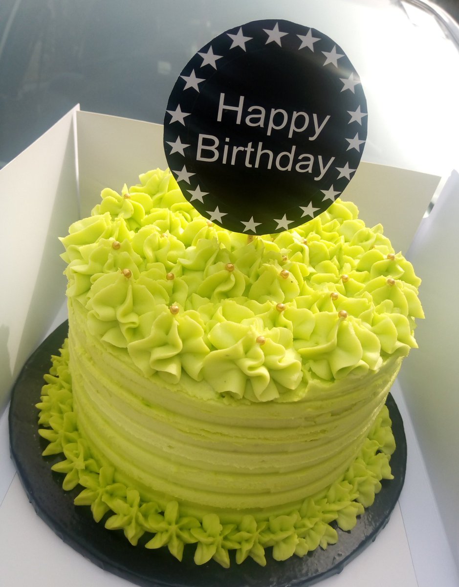 DollyGateau tweet picture