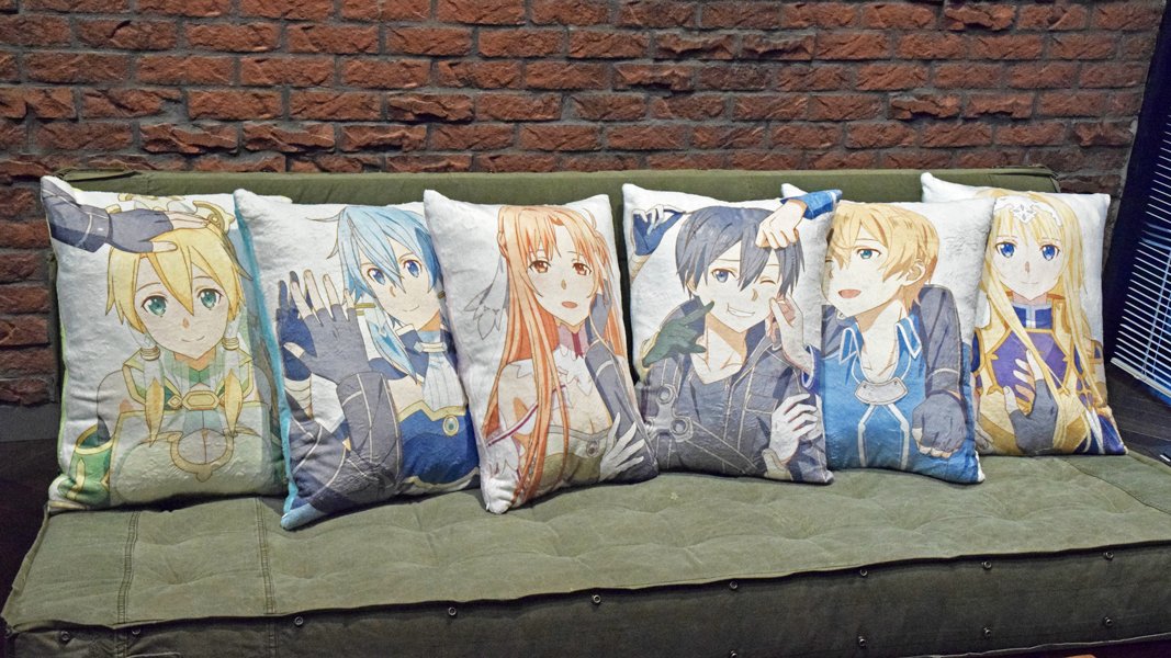S A O アリシゼーション もふもふクッション キリト ソードアート
