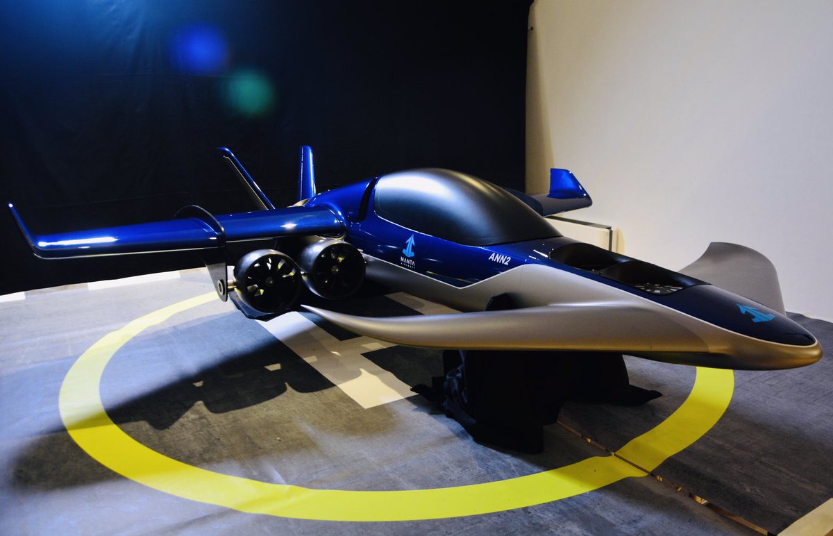 MantaAircraft's tweet photo. Our 1:3 scale model of the unique #airvehicle #ANN2 - in a new look. #HeVSTOL #hybrid #electric #VTOL https://t.co/NllgRVb93Q