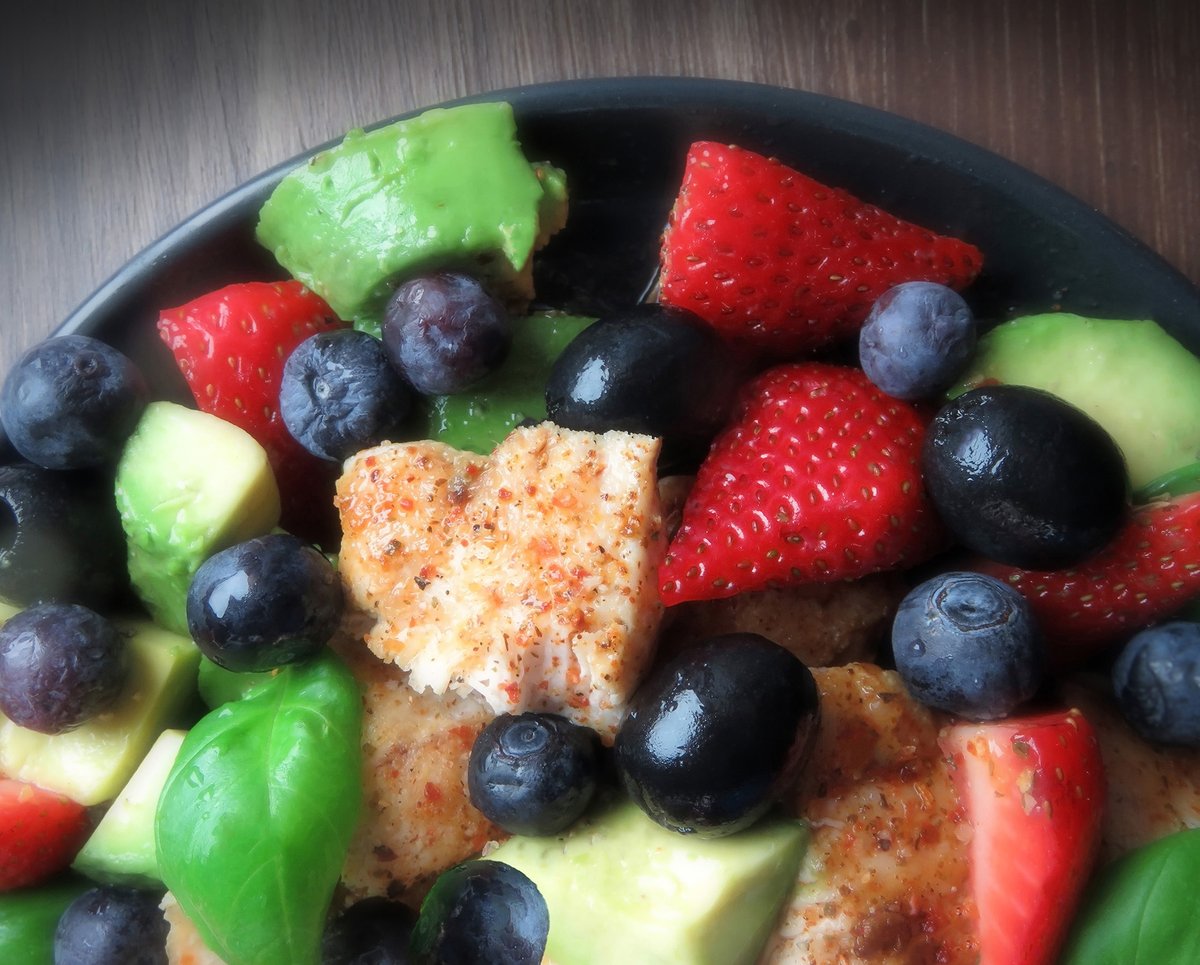 HurmerintaArt's tweet photo. MIGHTY DELICIOUS! Healthy and tasty food the easy way.
Do you love delicious food? This cookbook is about healthy and wonderful food. If you want to learn new dishes rich with flavor &amp; healthy ingredients, this book is for you. 
#cookbok #bestbooks 
https://t.co/sKDhWr3UQf https://t.co/Jh0O1l0DaW