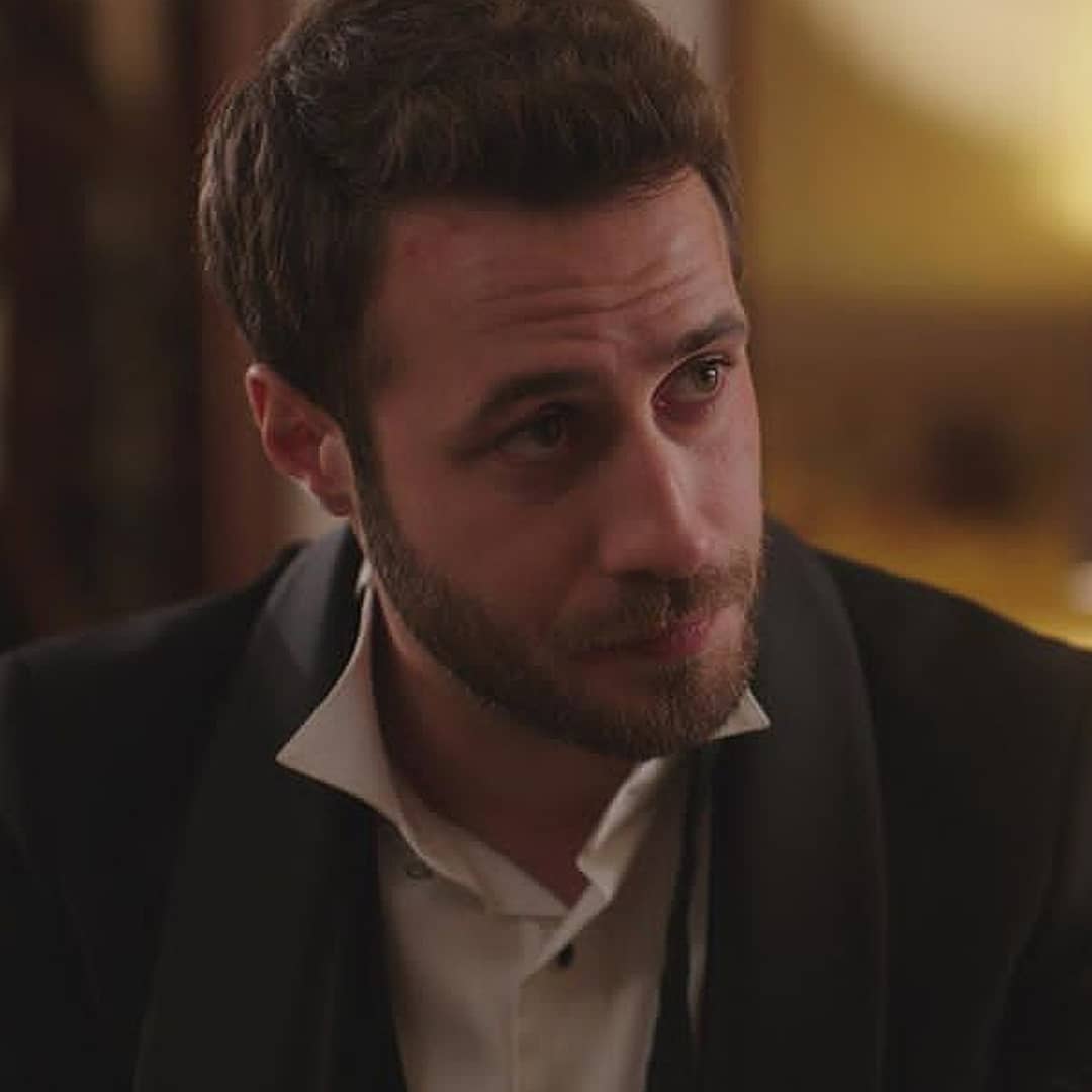 Yine merhabalar ❤️
Bu yılda son çalışmamız 🤘🏻
yarın salı günü saat 20.00'da bekliyorum sizi 🔥
<a href="/modolunay/">Mehmet Ozan Dolunay</a>
#modolunay #ozandolunay