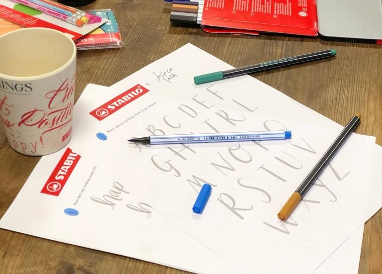 BWP_Group's tweet photo. looking back at one of our favourite events this year, launching the STABILO Pen 68 brush 👀 When we couldn't to do it in person we hopped on Zoom for a virtual brunch and workshop. Hit the link below to see how we did it👇 
https://t.co/lE6gkdxgjo

#BWP #STABILO #VirtualEvent https://t.co/7eUgB27MAj