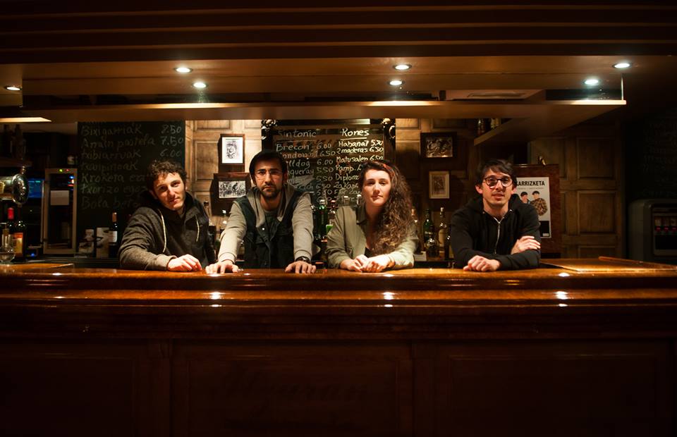 #kantuzerrenda Maialen Velarde #Marlik taldeko abeslariak egin digu urteko azken abesti zerrenda.
🎧🎧🎧badok.eus/zerrenda/joate…