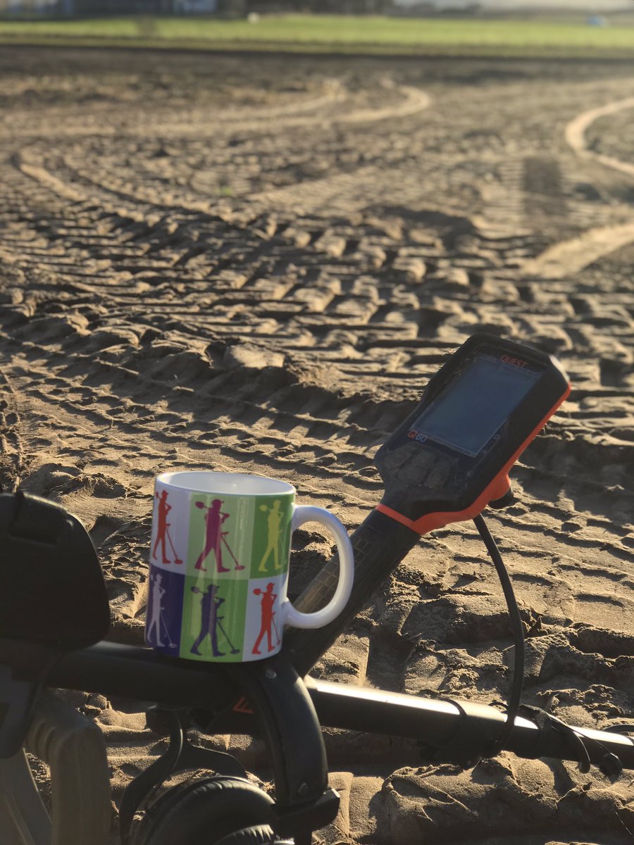 Time time #metaldetecing #Questmetaldetectors #QuestQ60 #Minelab #Scotland #history #mug #tea