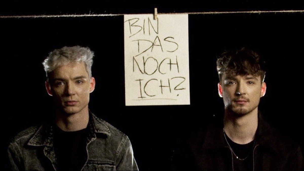 DieLochisUpdate's tweet photo. 2021: https://t.co/74kngN63ff von @DieLochis #DieLochis https://t.co/18NhKurUz9