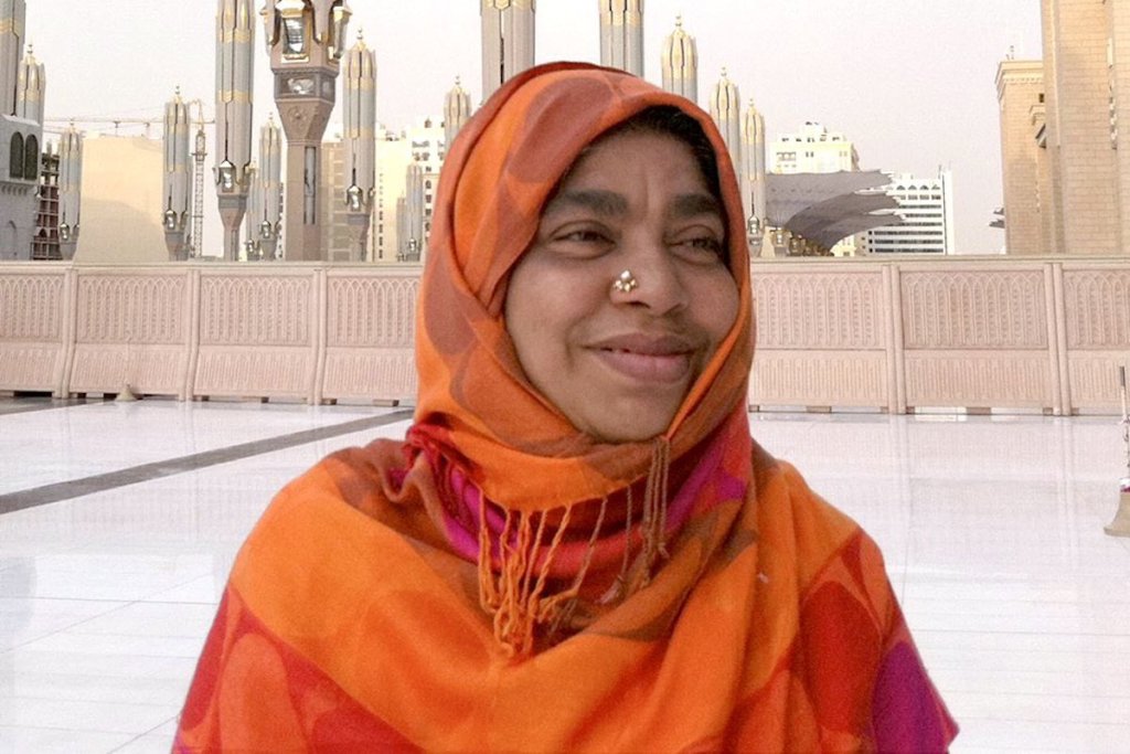 grei_up's tweet photo. It was really heartbroken to hear the news of the passing away of Mrs. #KareemaBegum Mother of #ARRahman, the legendary composer of the music industry. My deepest condolences to @arrahman and his family who are deeply saddened by the loss of their mother...

@grei_up https://t.co/xO7upog65j