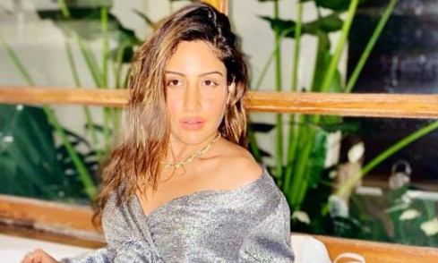 FilmyMama's tweet photo. Surbhi Chandna Looks Amazing In A Silver Dress - https://t.co/AvNDYF060U
#Bollywood #Photoshoot #SilverDress #SurbhiChandna, #TV https://t.co/lIc8PEcxM0