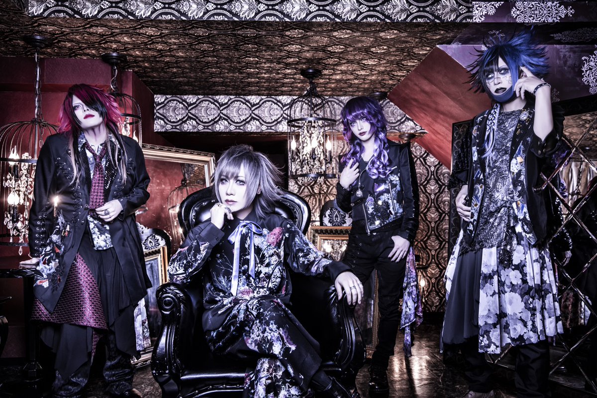 clubZy_Raimaru's tweet image. 【NEWS】

【DOGMAS】2nd SINGLE 「MiRROR」RELEASE！最新ヴィジュアルと共にMV SPOT公開！！
club-zy.com/contents/391871
#DOGMAS #clubZy
