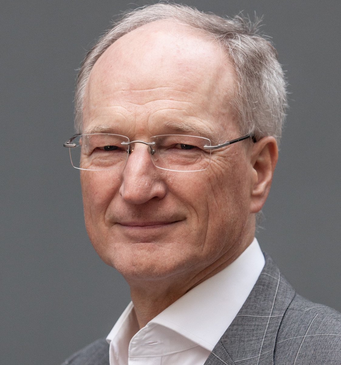 onlinne's tweet image. Neu im Team der @nordseezeitung: Freue mich sehr, dass @Lindnereien ab Januar 2021 bei uns anheuert. Willkommen an Bord, Chefreporter Digital! 
@norderlesen @nord24de