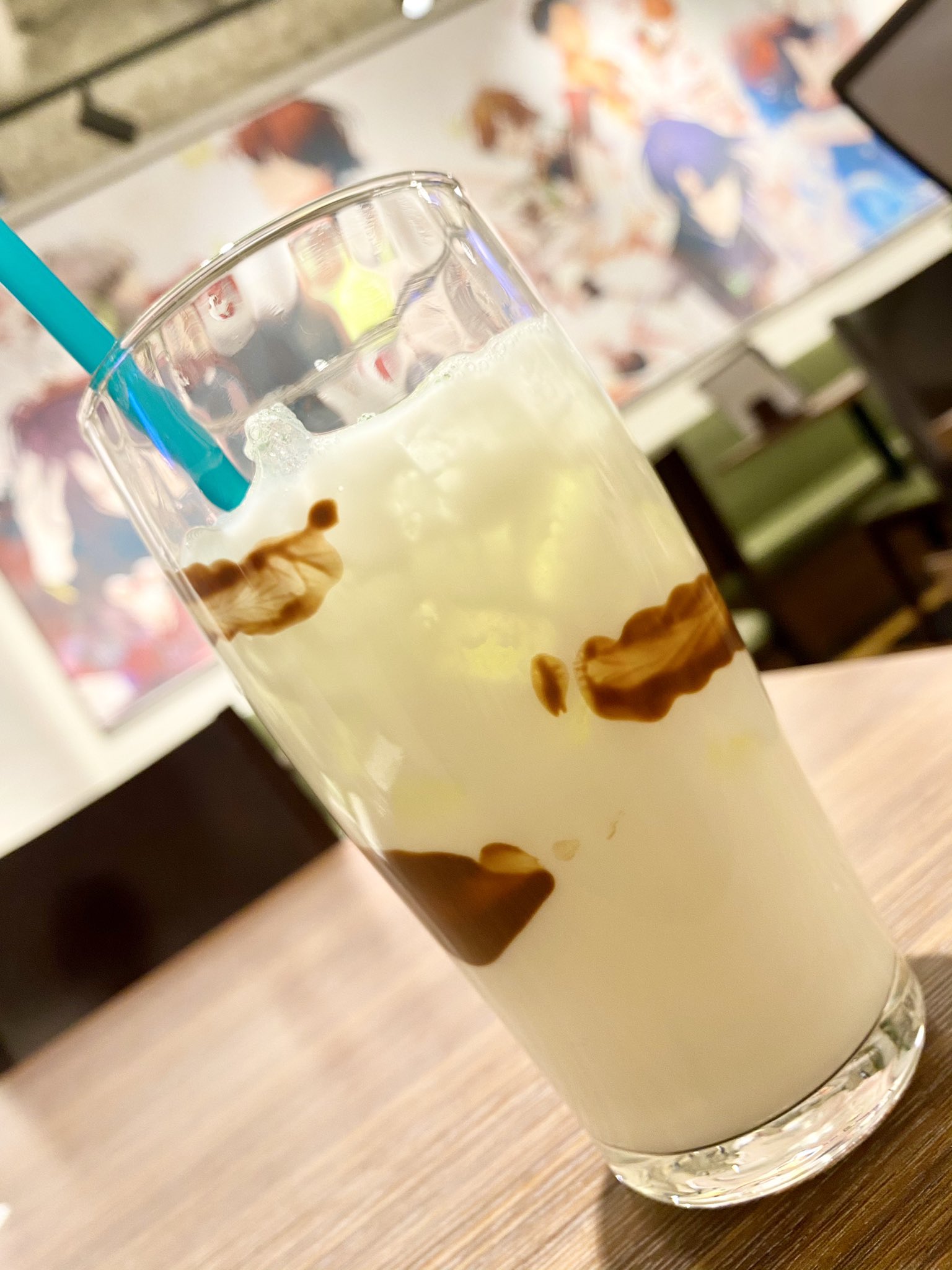 大内 櫻子 オトメイトガーデンの オラソワ コラボ行ってきました どのメニューも美味しそう でも炭酸とミントが ダメな私は 時貞ドリンクのミントシロップ抜きを 薄荷ショコラがw ヒムカドリンクは わかってても灰色出てきてびっくりしま